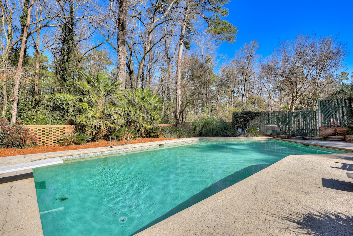 5 BR Luxury Ranch with Pool