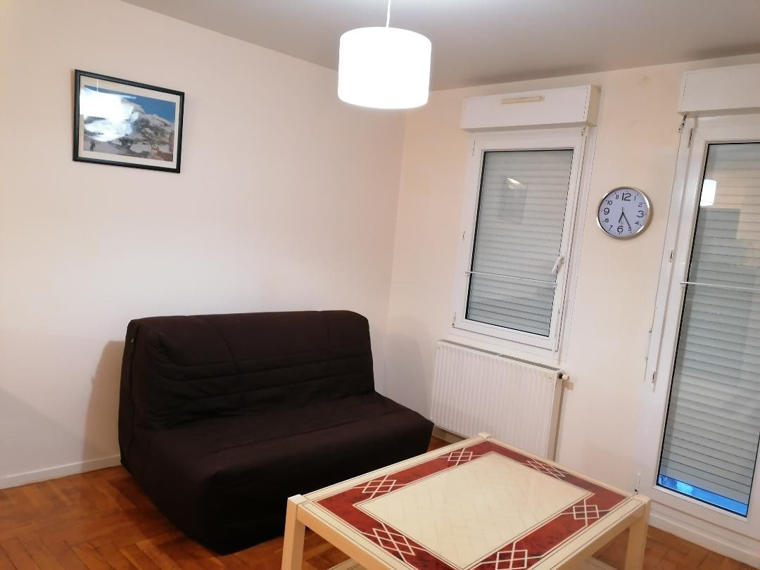 appartement, gare de Melun