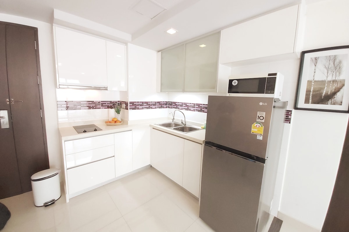 * Peaceful & Productive Spacious 1BR Near BTS Ari