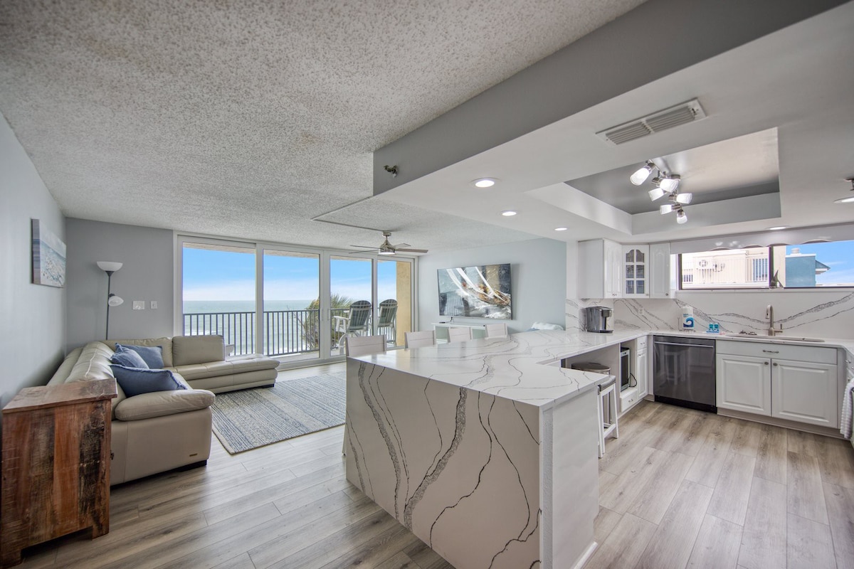 Trillium 3C Huge Beachfront Condo on Madeira Beach