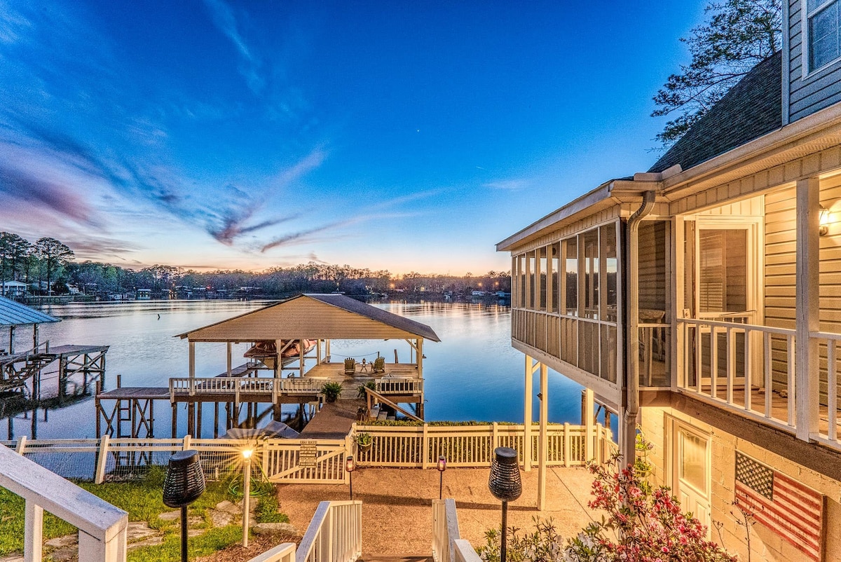 Newly Renovated Lake Martin Home