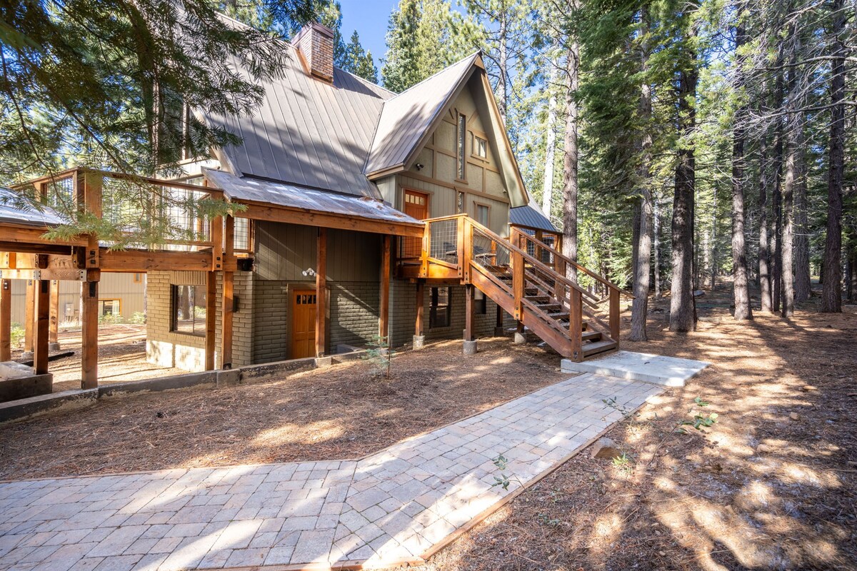 Truckee Tranquility at Wildwood Seasons Chalet