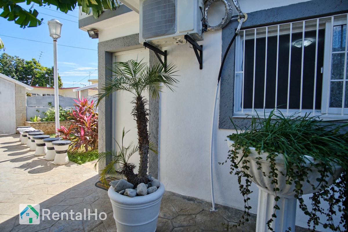 Casa con Piscina en Santa Marta