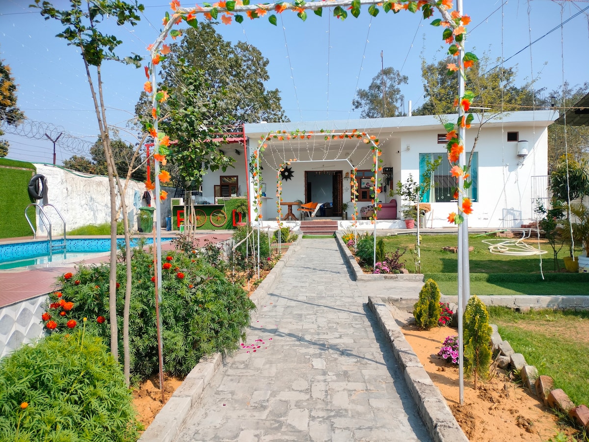 Farm house for Party with Pool 5bhk