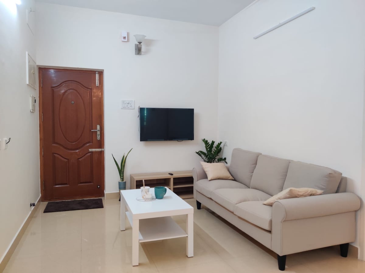 Cozy Nook 3BHK @ Virugambakkam