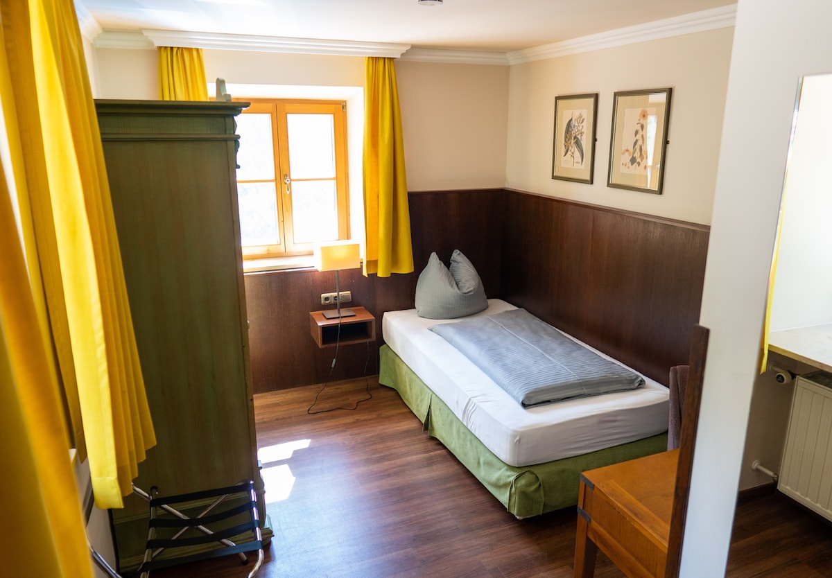 Single Room,
Hotel-Restaurant am Schloss Kronwinkl