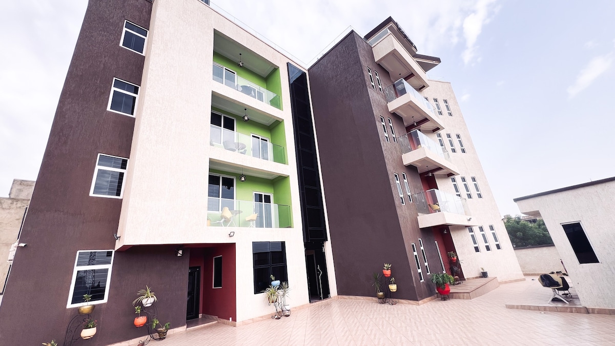 Comfy 1 bedroom @East Legon Hills with pool & gym