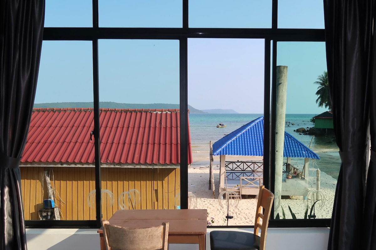 Sea View Room 1 Queen+1 Single Bed - Sok San Beach