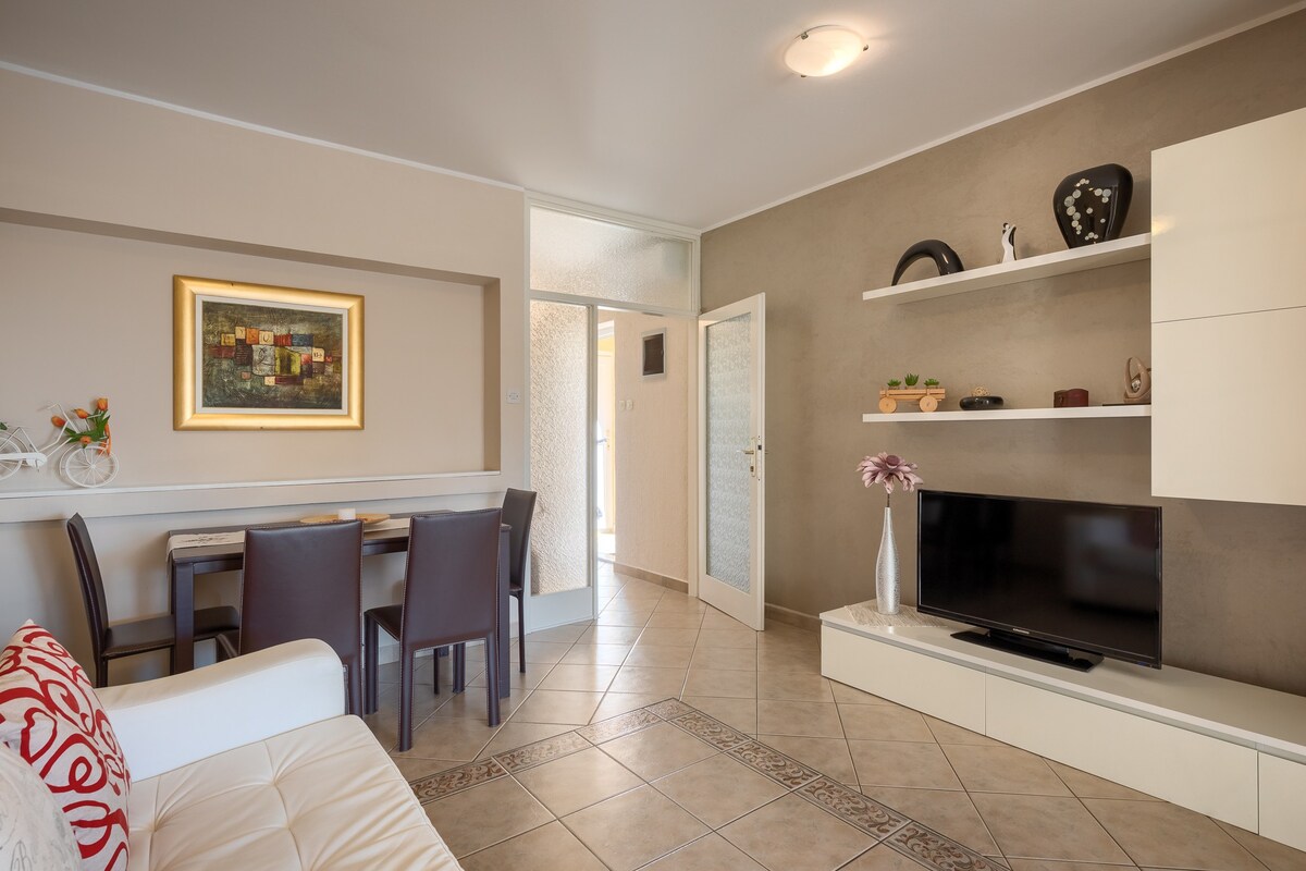 Apartment Olea 1