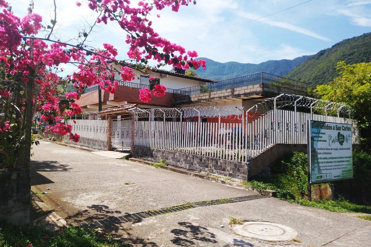 hermosa casa segura y tranquila