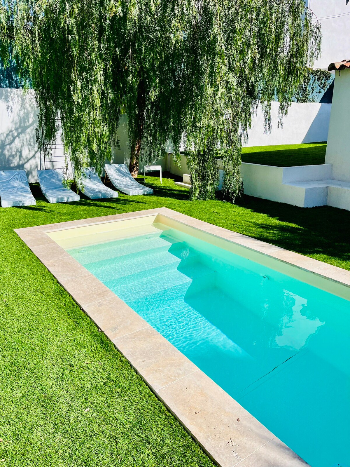 Villa piscine privée  Vallon de l’oriol