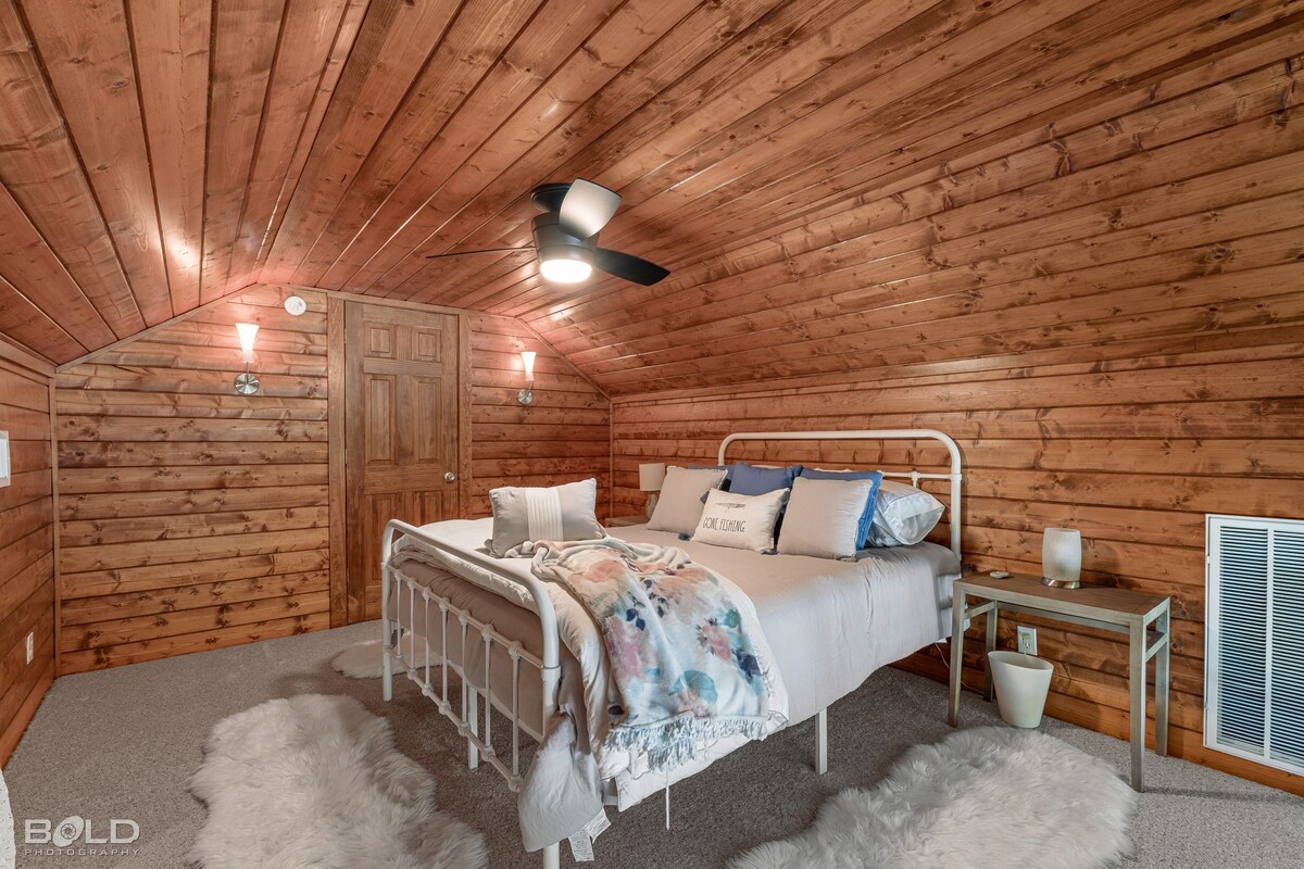 Top Water Cabin, Caddo Lake