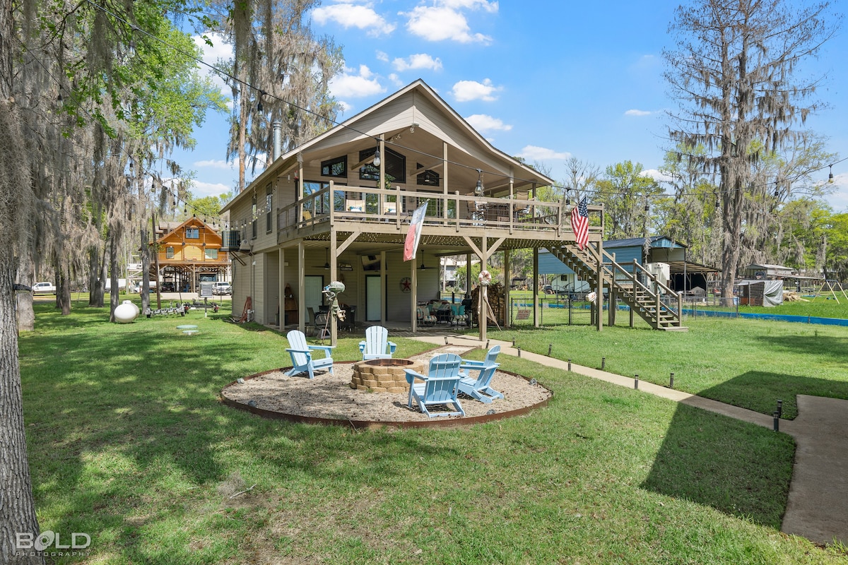 Top Water Cabin, Caddo Lake