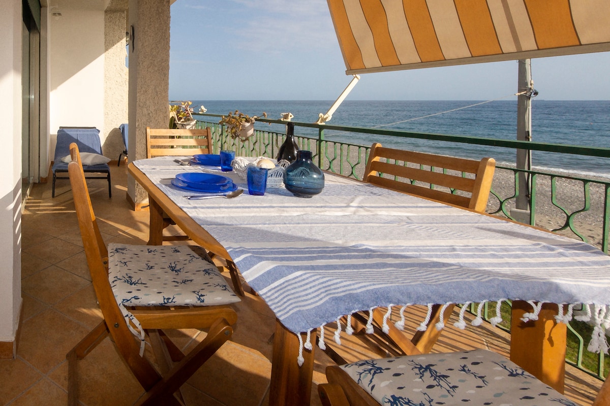 Terrazza sulla spiaggia