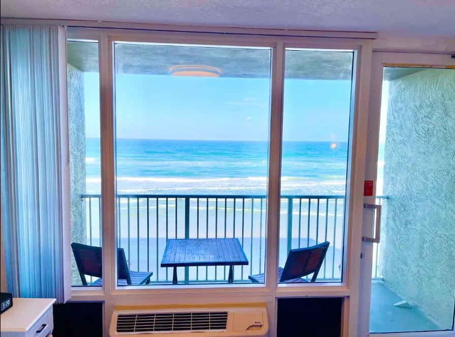 *New* Gorgeous! Direct Ocean Front Private Balcony