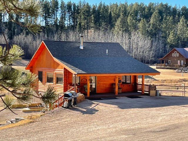 Centrally located in heart of the Black Hills.