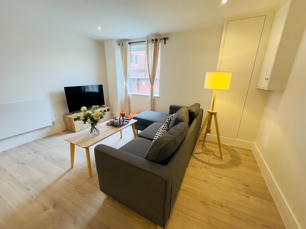 Brand New Central Exeter Flat 1 First floor
