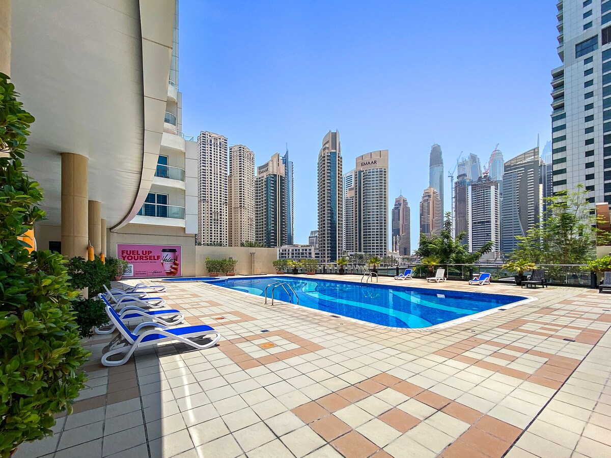 漂亮的迪拜滨海塔单间公寓