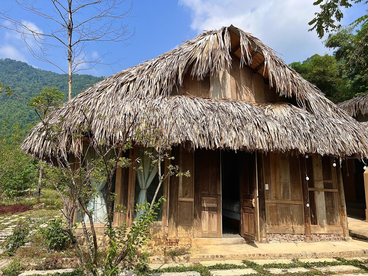 Ngù House * Ké Village Hien Luong Da Bac Hoa Binh
