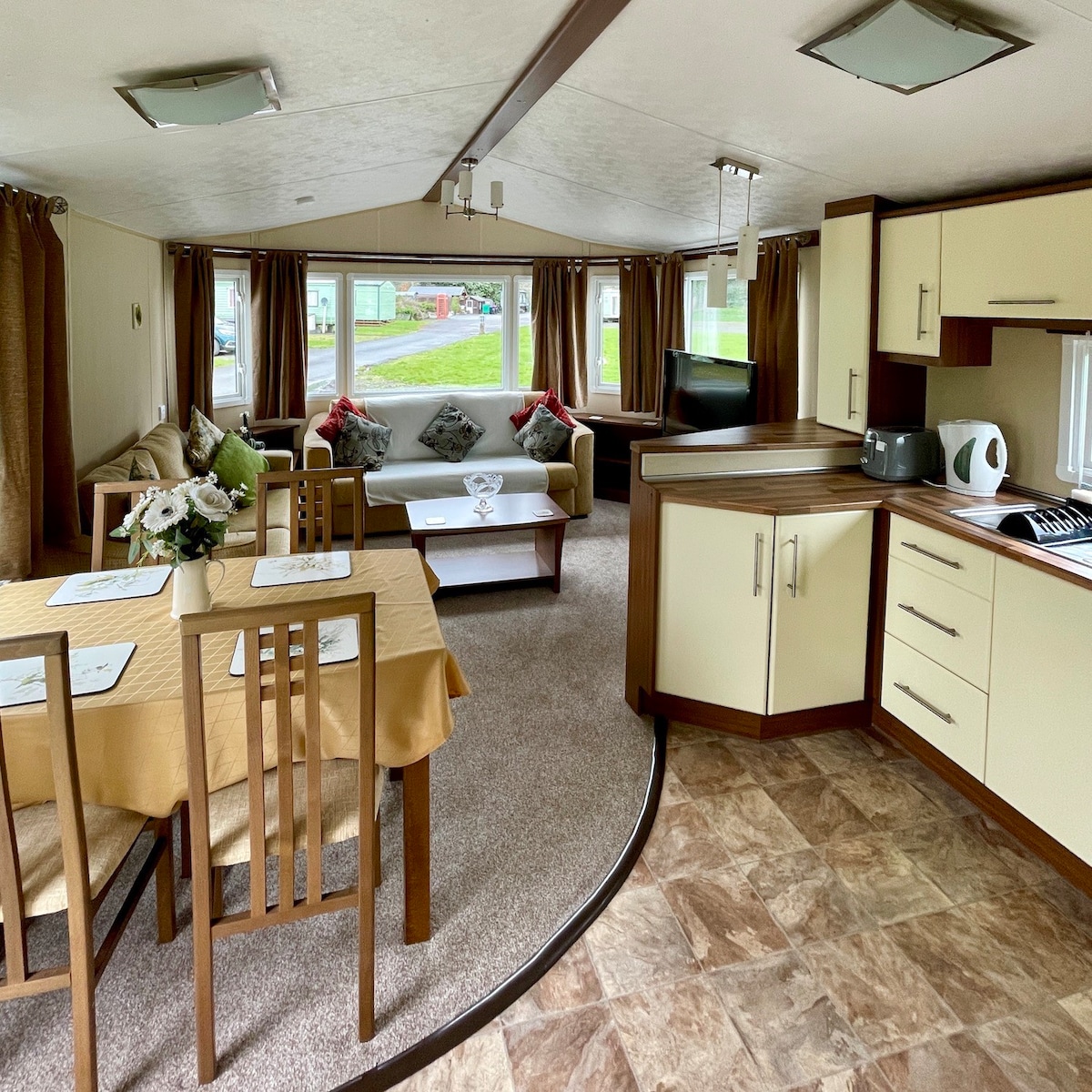 The Seville 4 Berth MobileHome