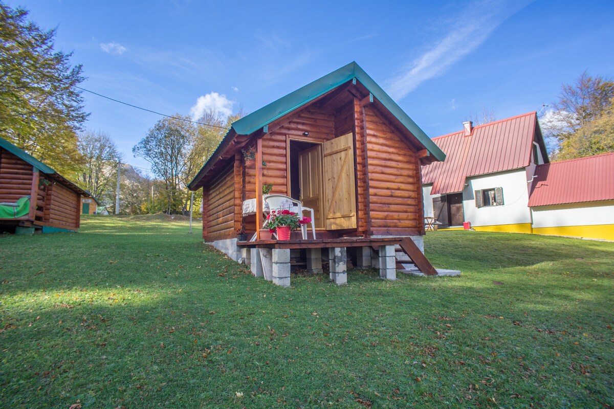 Wooden hut 2, House Jaksic, Zabljak