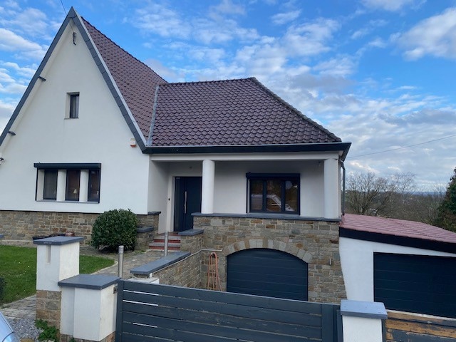 Villa de charme avec piscine à 6 km de Liège