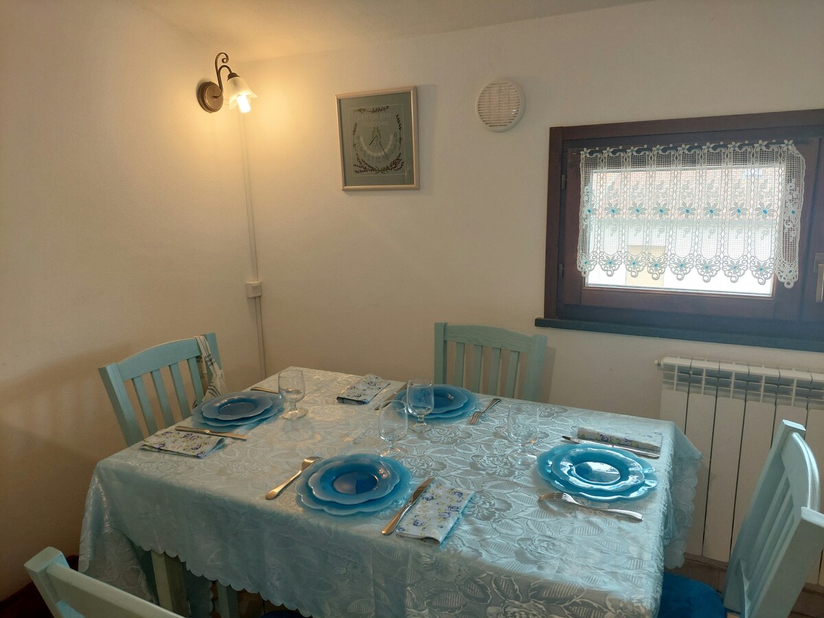 Une Maison Bleue en Toscane