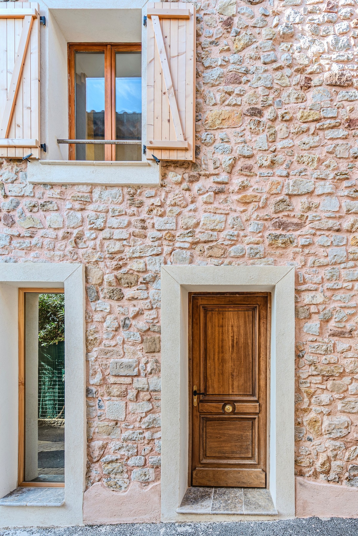 Maison de vacances au cœur d'un village provençal