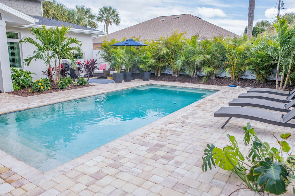 Private saltwater pool! Just steps to the beach!