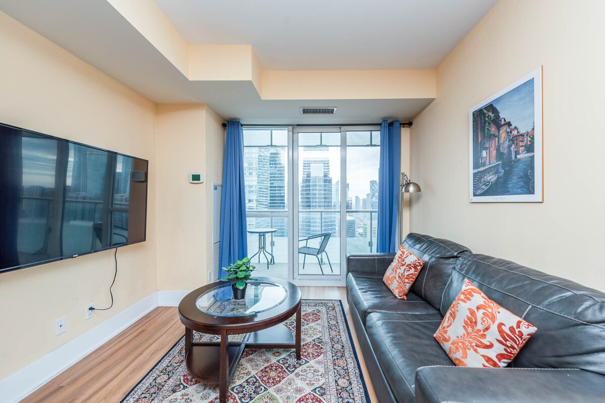 Ideal - 2BR & 2BTH - Higher Floor CN Tower View