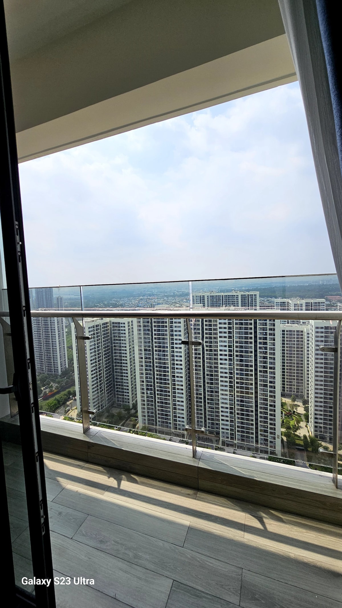 2Br Top Floor Masterise Grand Park Quan 9