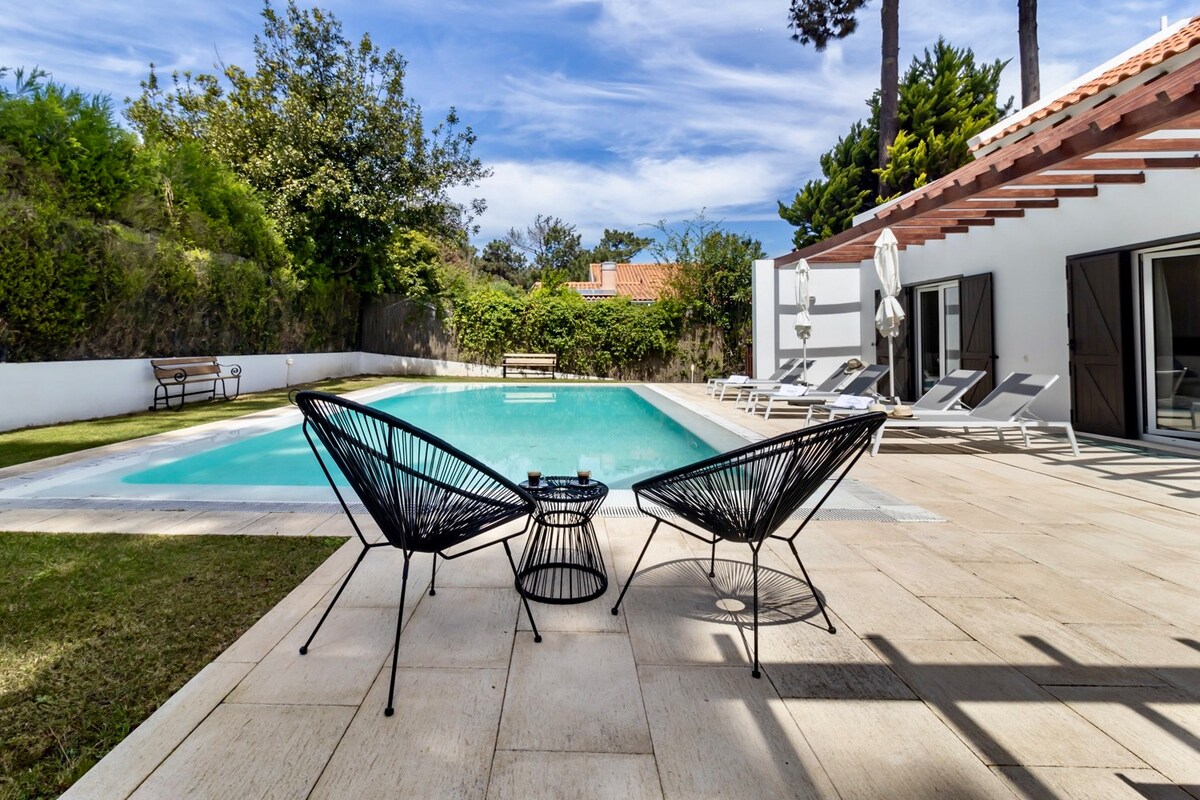 Amazing Villa, Pool,  Aroeira /Villa da Oliveira
