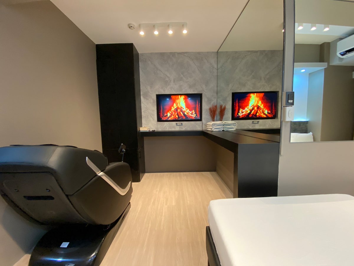 Mall of Asia Condo Suite with Massage Chair & PS4