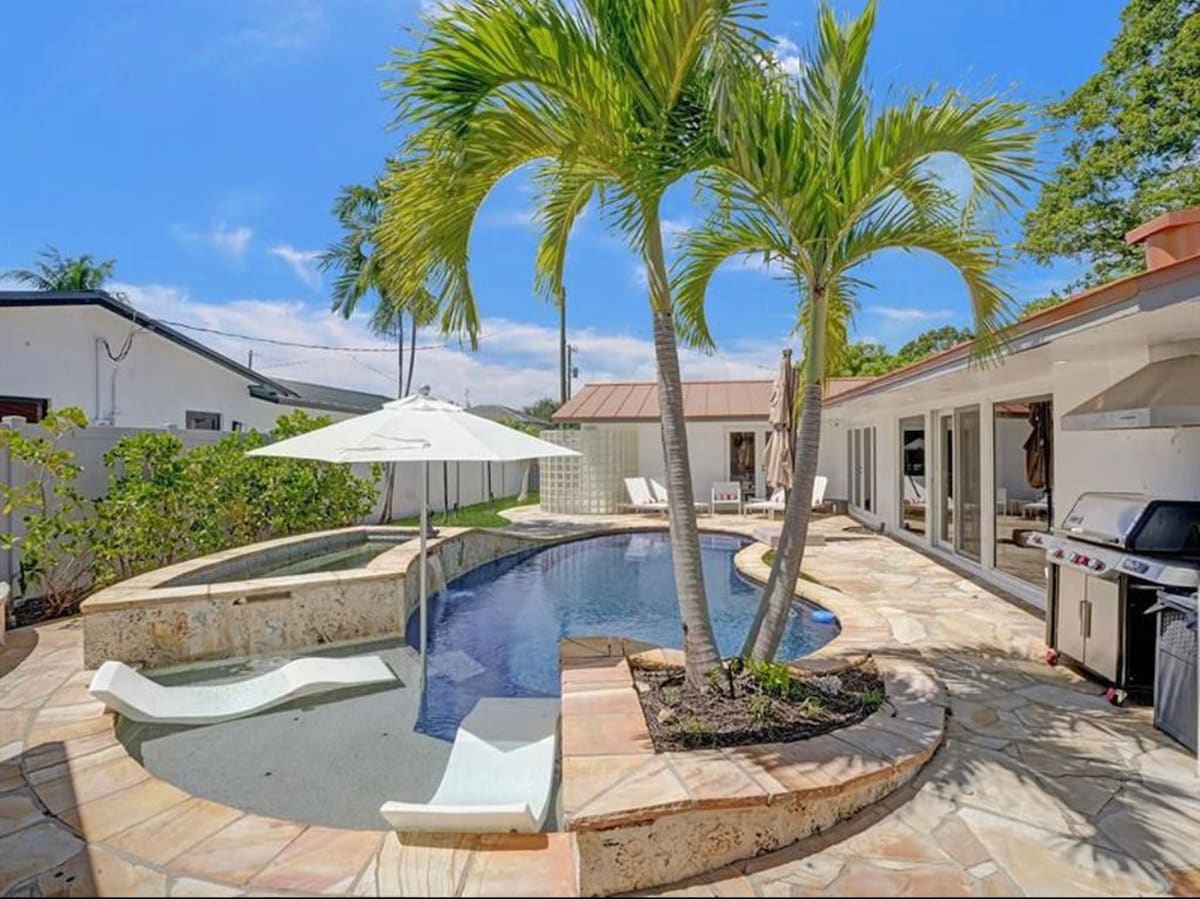 Lux Ocean Oasis Villa Private Pool & Spa!