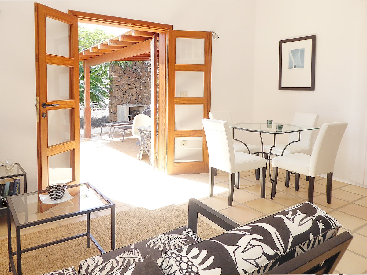 Miramar-Studio - lovely apartment with big terrace