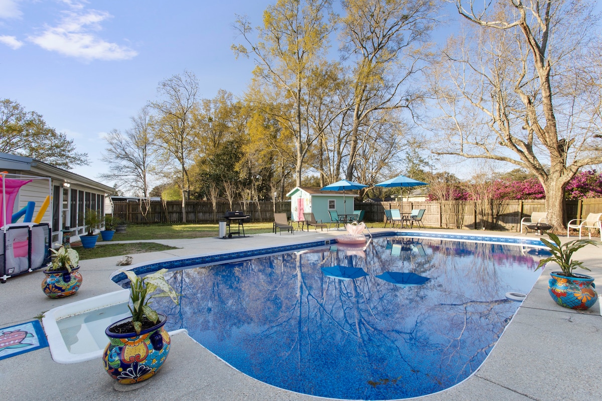 Mermaid Dreams: 3 bedroom w/pool - golf cart dist!