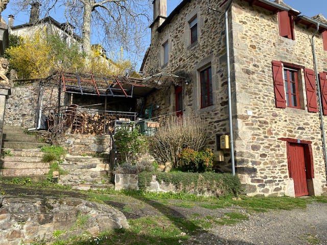 Argentat-sur-Dordogne的民宿