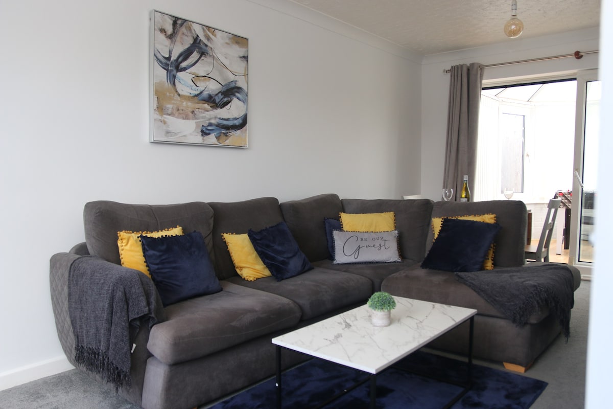 Comfy 2-Bedroom House in Parkgate
