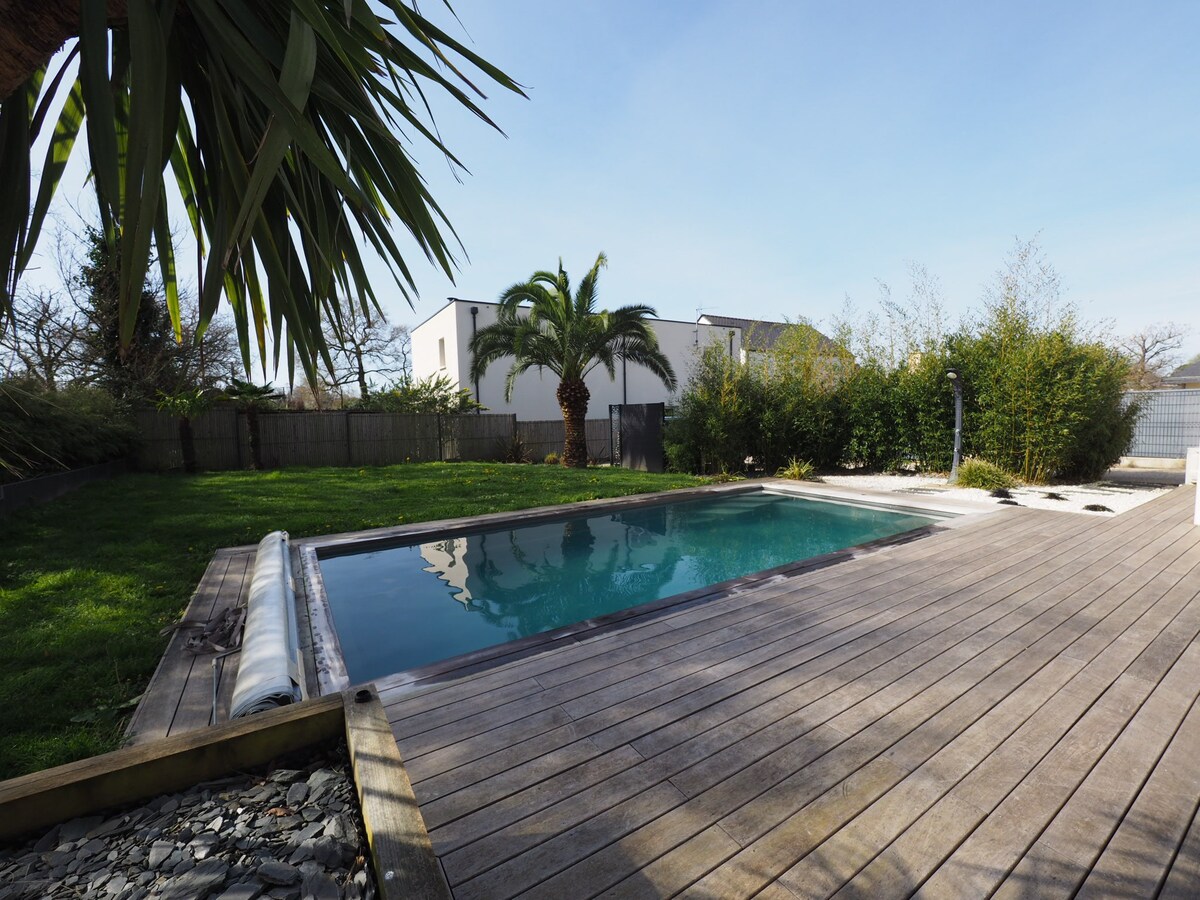 Villa avec piscine et jardin à Arradon