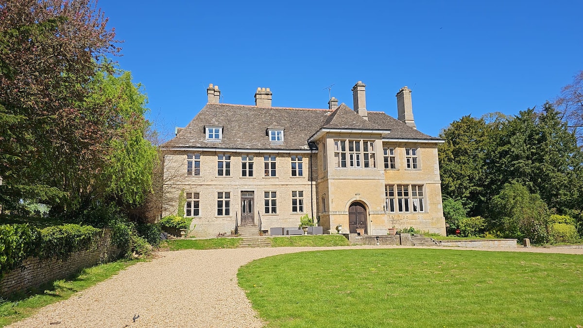 The Old Rectory 10-12 bedroom