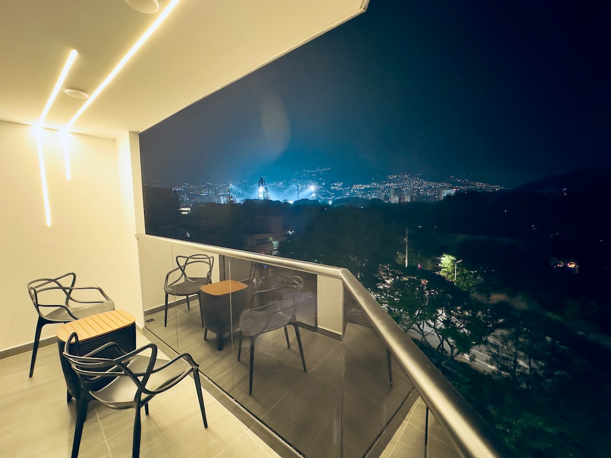 Jacuzzi, balcón, wifi en Laureles, Medellín 705