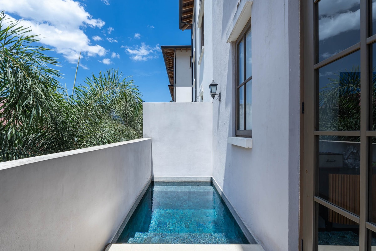 Terrace Plunge Pool 2 Minute Walk to Beach