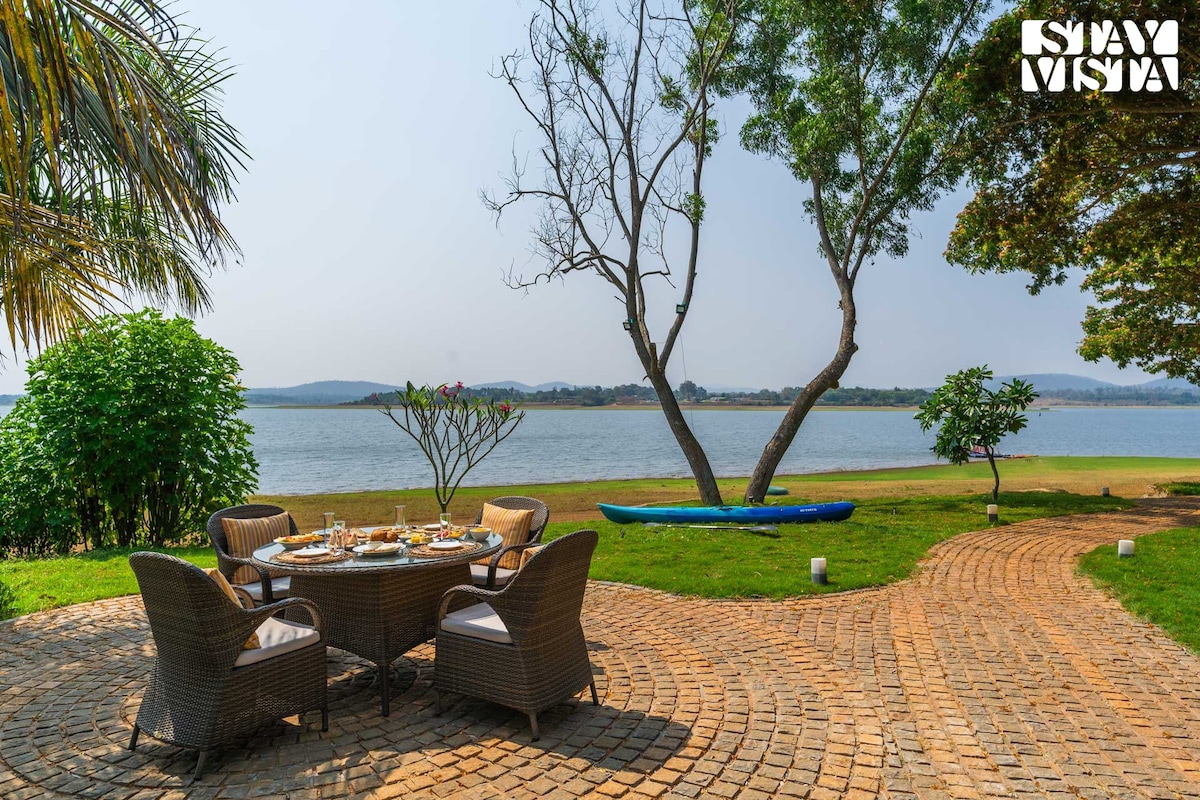 StayVista at Exotica Kabini All Meal Incl river FR