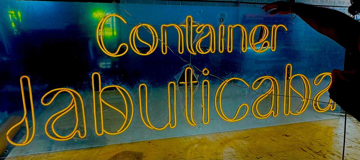 Container Jabuticaba