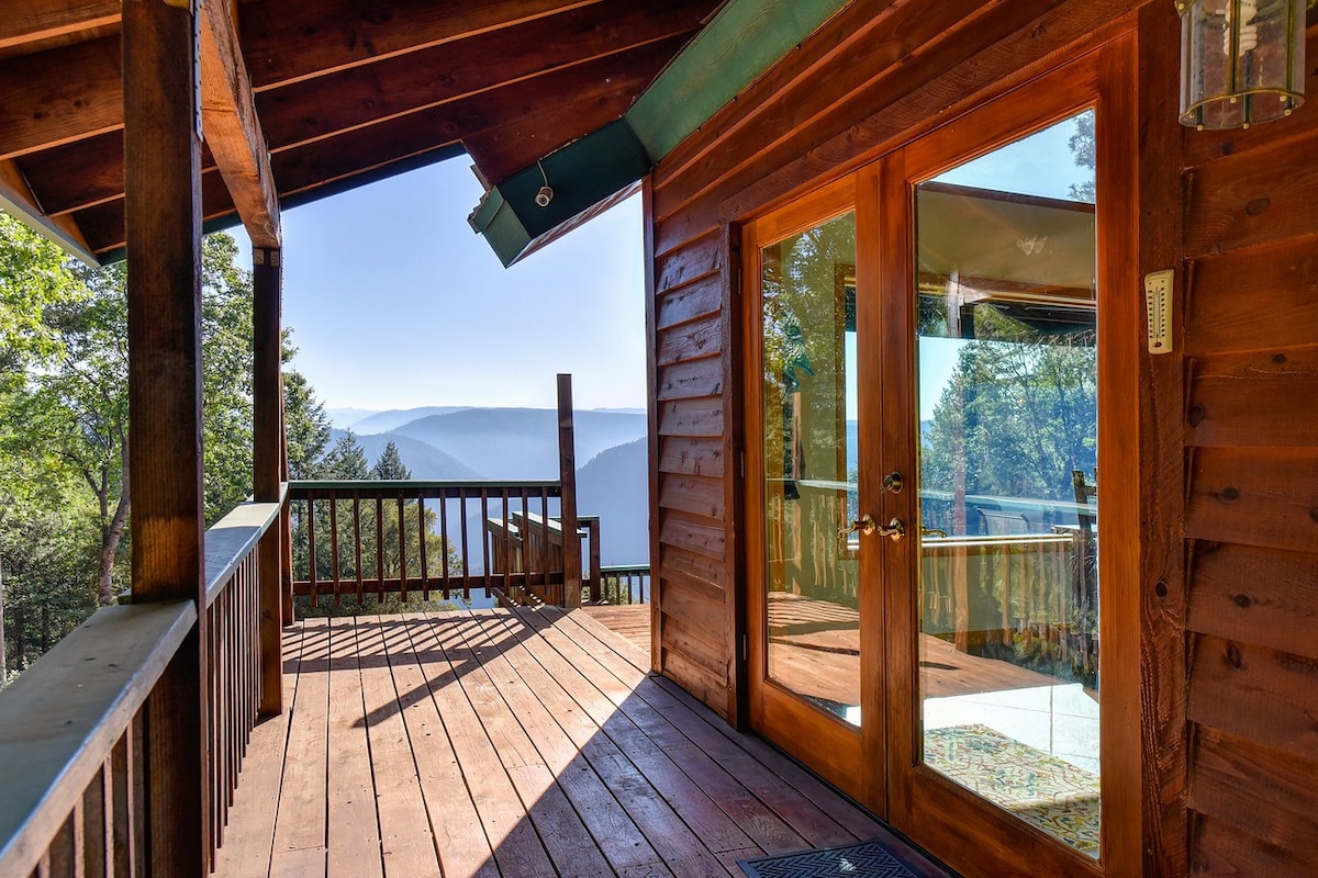 RidgeTop Sierra Mountain Retreat