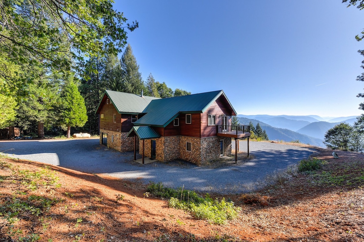 RidgeTop Sierra Mountain Retreat