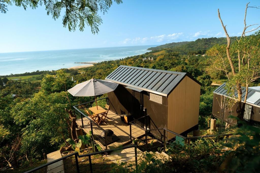 Great Deluxe Cabin with Great View in Sumba