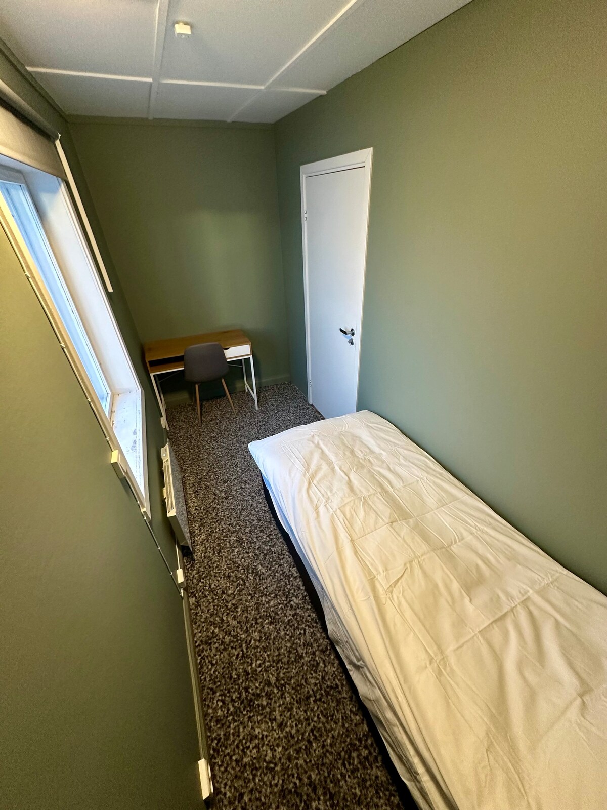 4 Bedroom Private Apartment - 10 min to Oslo & OSL