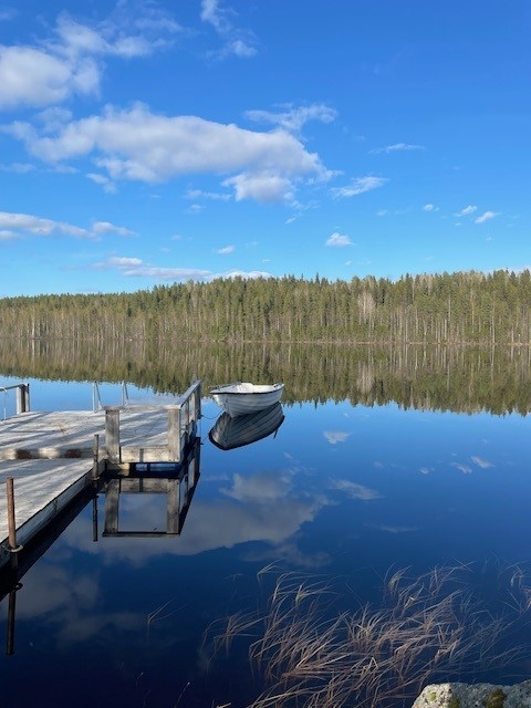 Sjönära med egen brygga