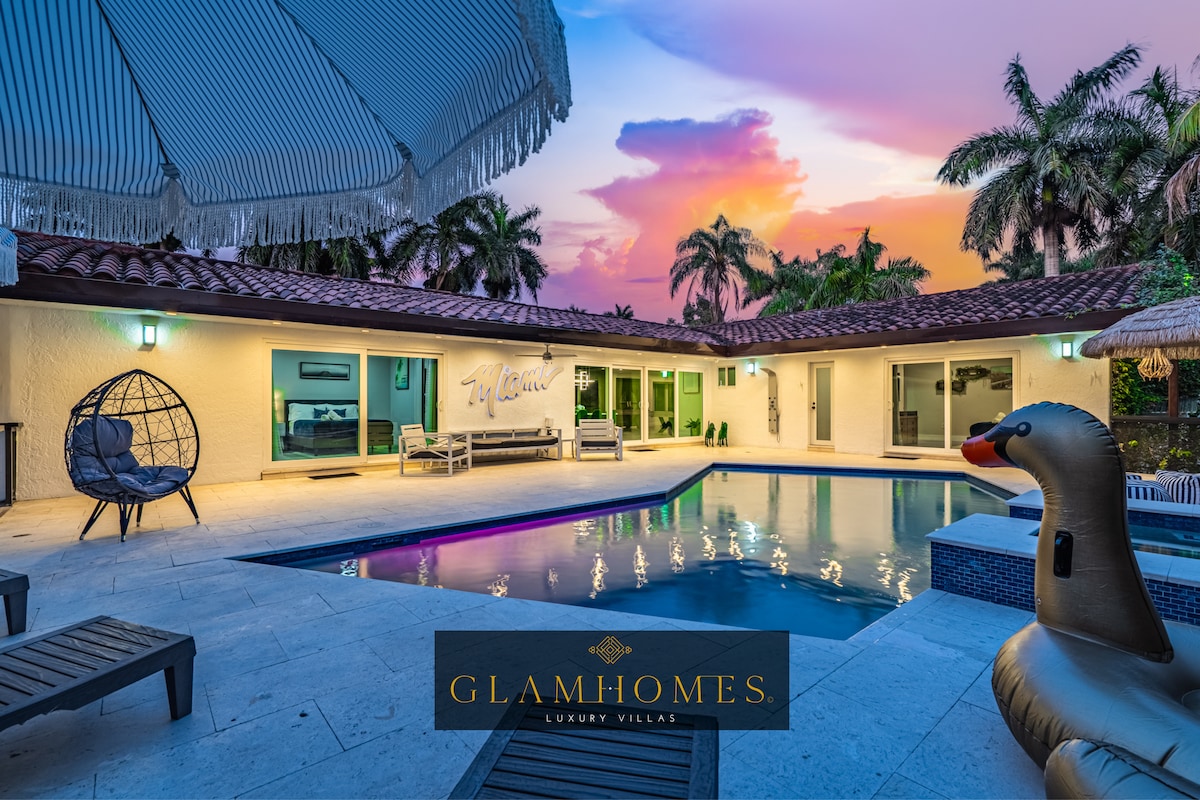 Luxe Villa | Pickleball & Basketball | Glamhomes